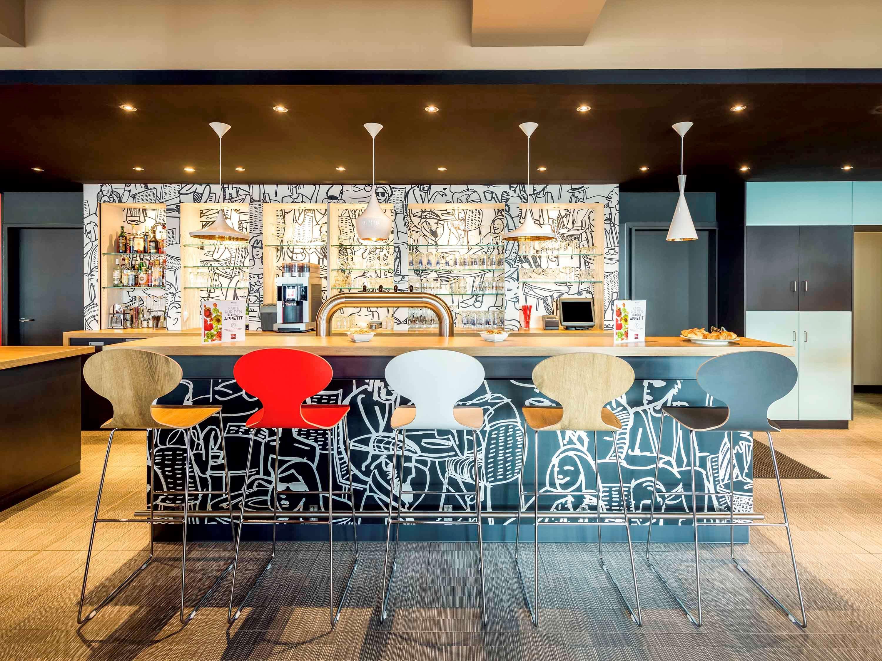 Ibis Hotel Muenchen Garching Garching bei München Exteriör bild