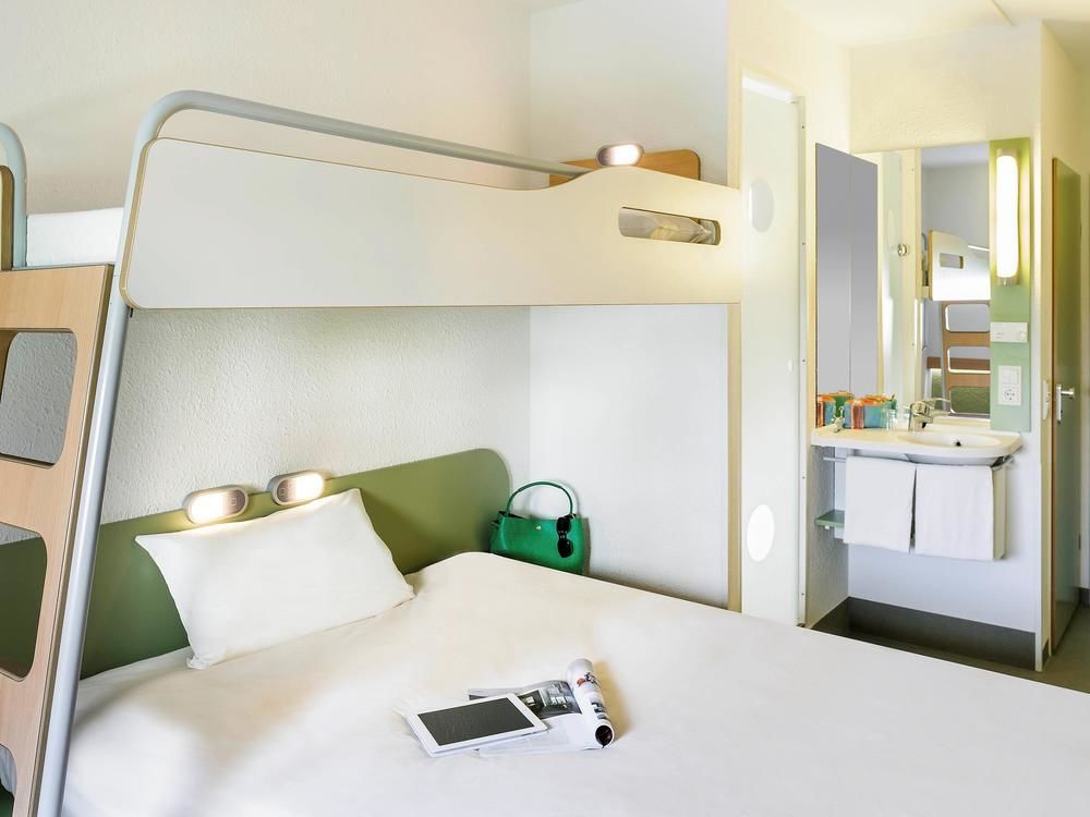 Ibis Hotel Muenchen Garching Garching bei München Exteriör bild