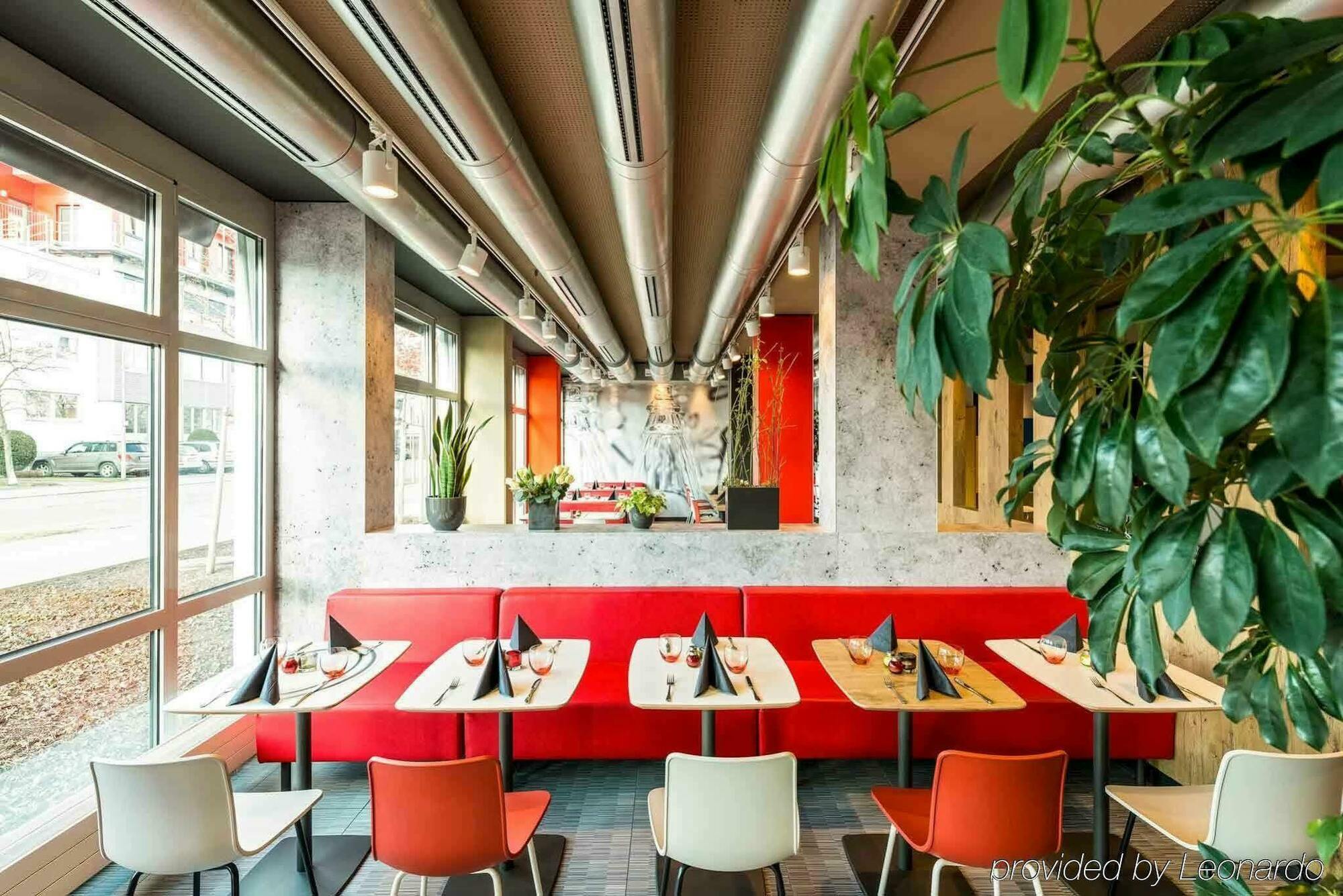 Ibis Hotel Muenchen Garching Garching bei München Exteriör bild